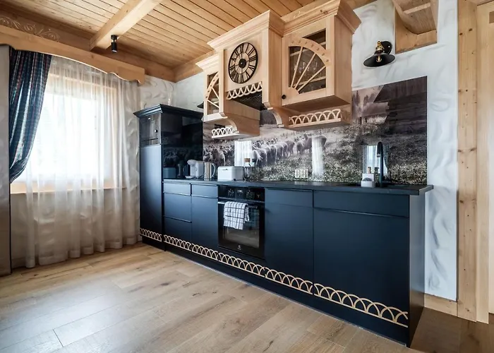 Boska Osada Dağ evi Czarna Góra