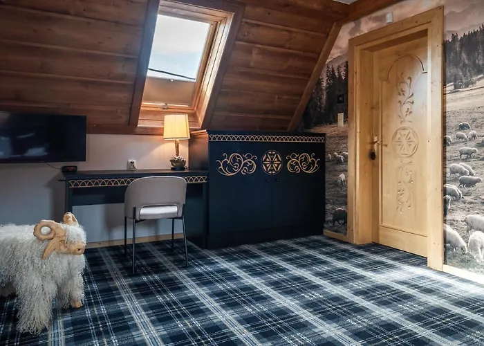 Boska Osada * Czarna Góra