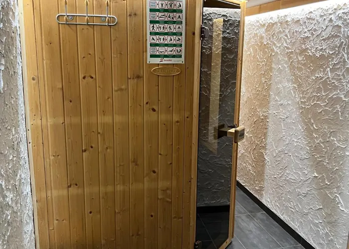 Boska Osada * Czarna Góra